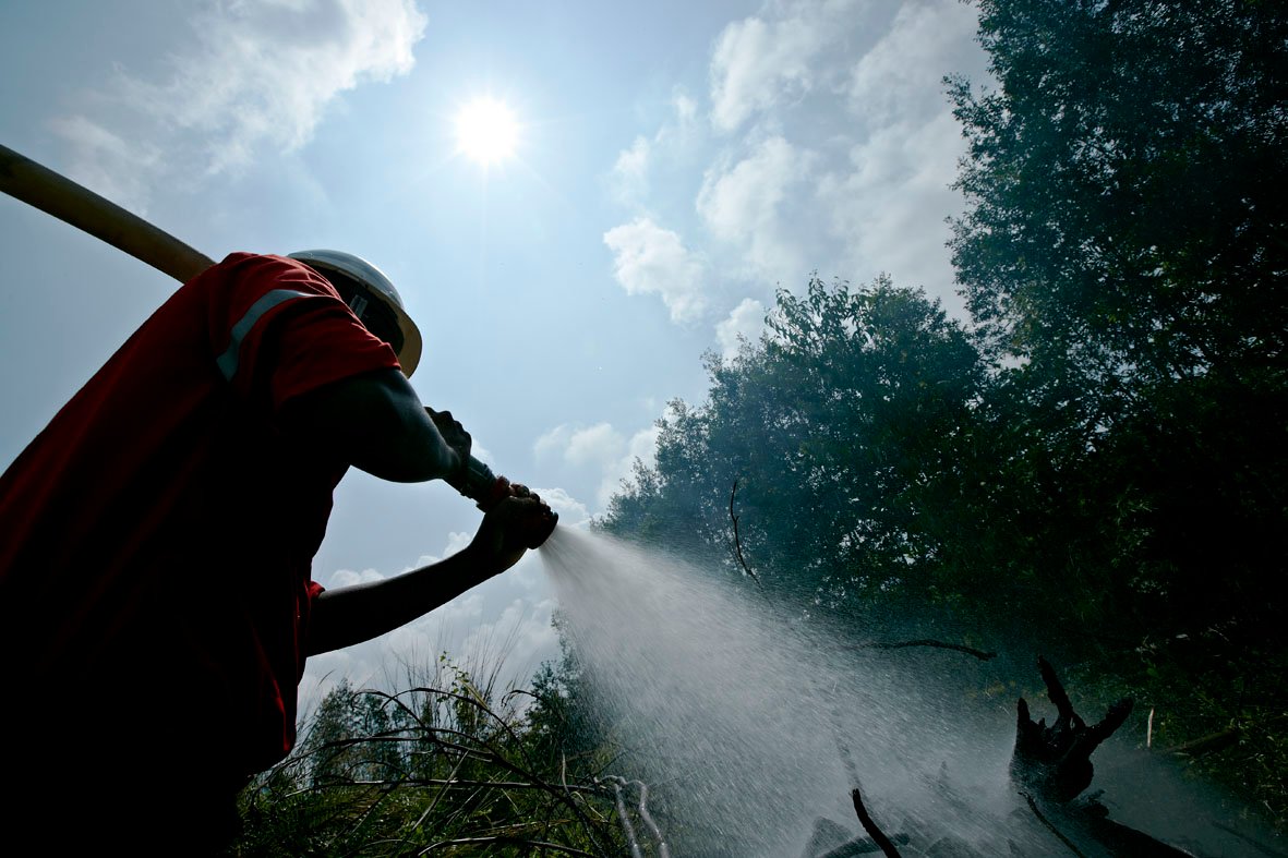 APRIL has deployed more than 300 fires already in 2014 to combat blazes near its concessions.